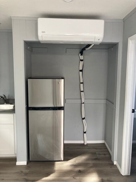 Building Photo - 3721 Hoen Ave