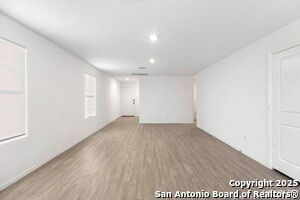 Building Photo - 9907 Jenny Grist