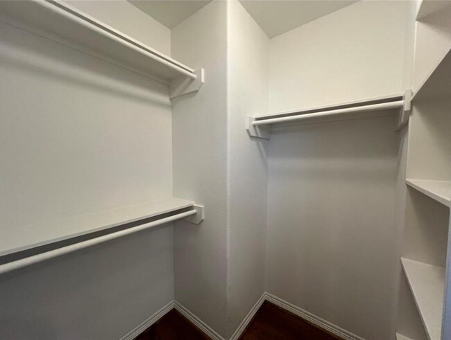 Building Photo - 1108 Beall Landing Ct