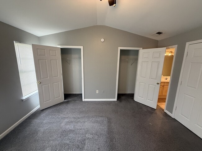 Building Photo - 6843 Wrigley Dr