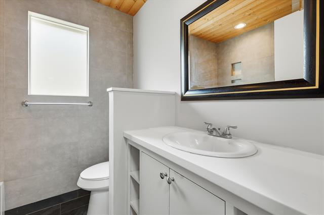 Building Photo - 6540 Bernadine St