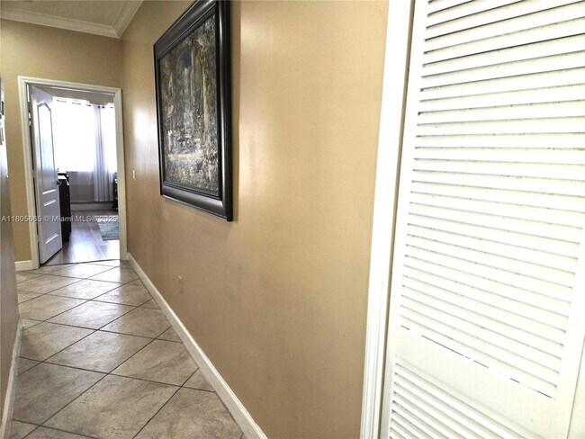 Building Photo - 4465 SW 160th Ave