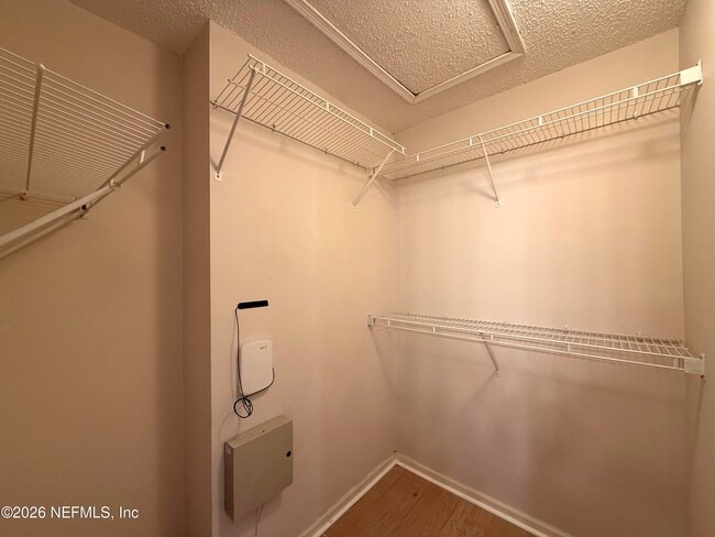 Building Photo - 3785 Union Pacific Dr E