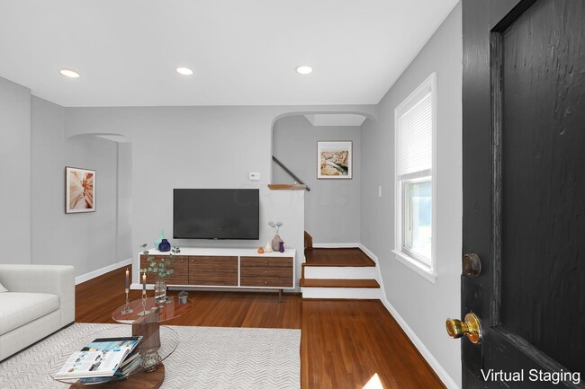 Building Photo - 1466 Elmwood Ave