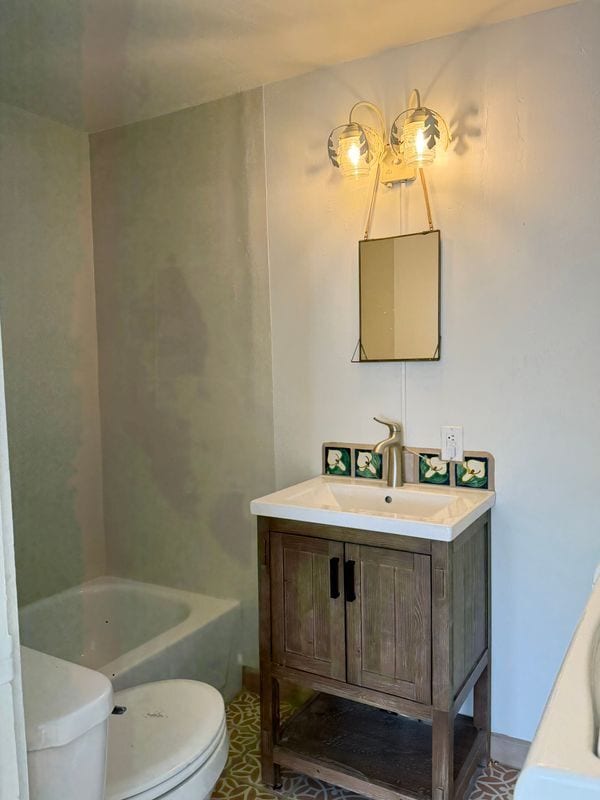 Building Photo - 408 Liebert St