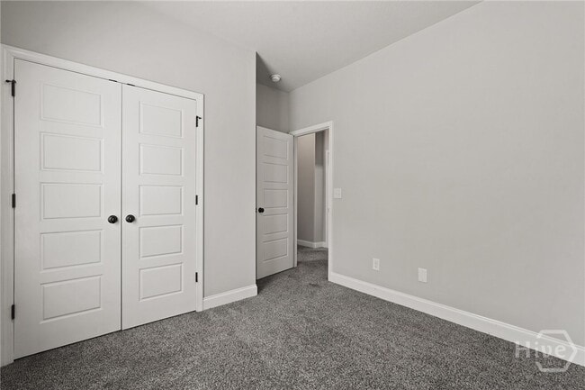 Building Photo - 504 Potter Stone Square