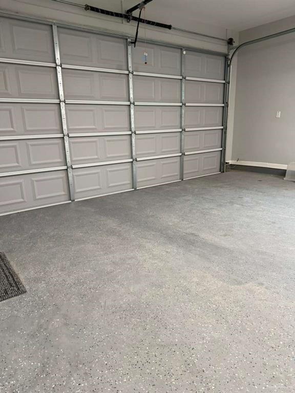 Building Photo - 17 S Elevation Dr