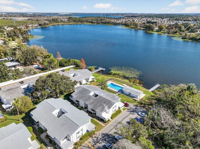 Building Photo - Buckeye Condo | Pool & Lake View | Ground Floor