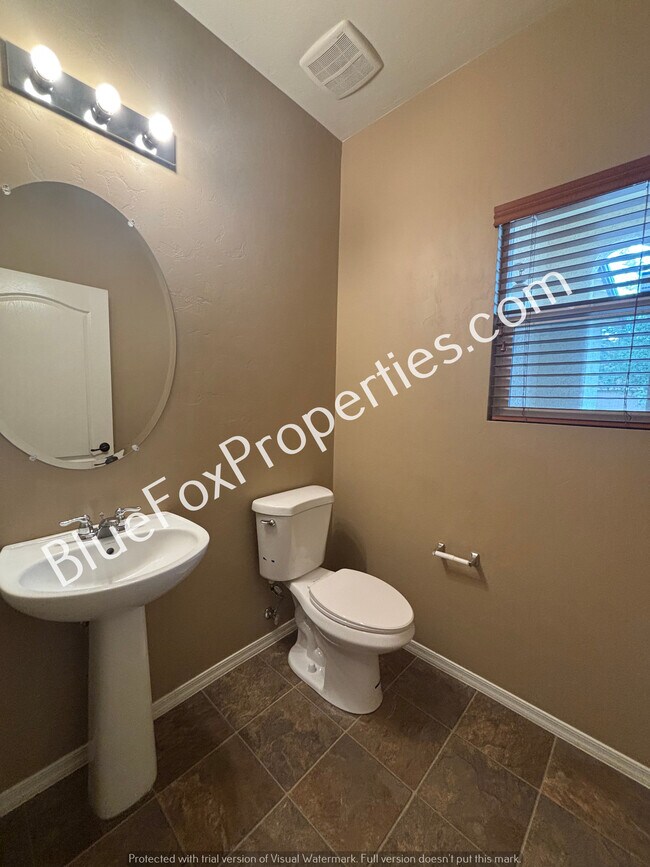 Building Photo - 6959 S Red Maids Dr
