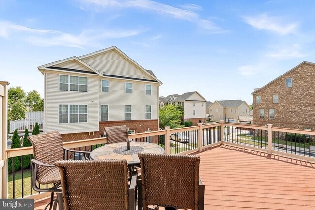Building Photo - 43117 Shore Square