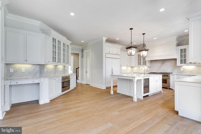 Building Photo - 6707 Wemberly Way