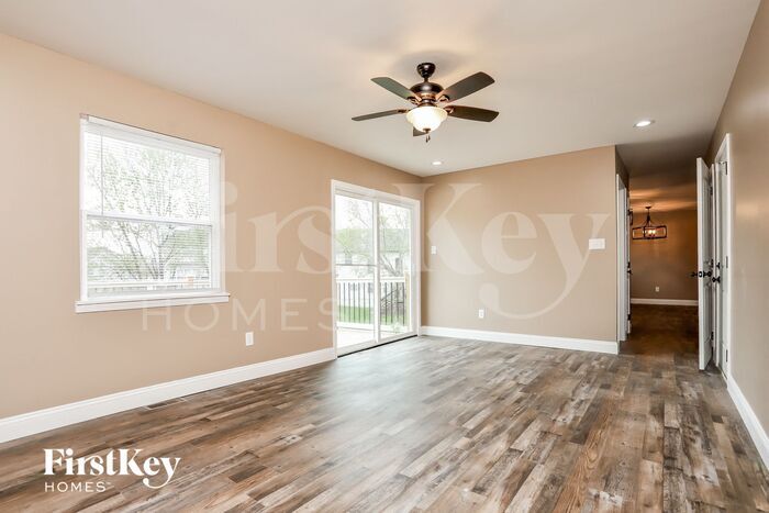 Building Photo - 2835 Pinebrook Ct