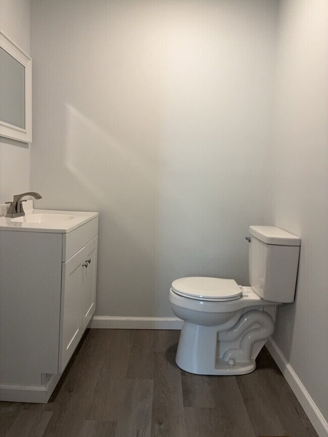 Building Photo - "Charming 3-Bedroom Home with 2 Full Baths and Spacious 1,210 sq ft Layout in Anderson, SC!"