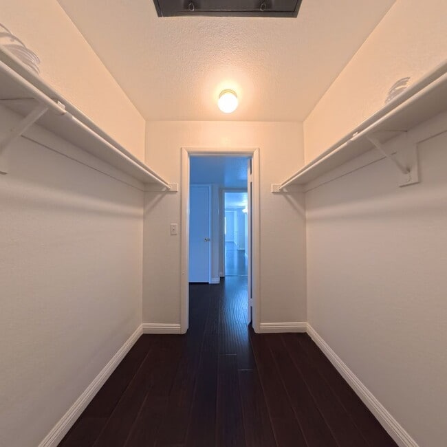 Building Photo - 3125 Casey Dr