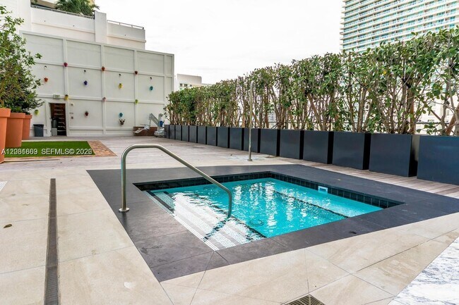 Building Photo - 1300 S Miami Ave