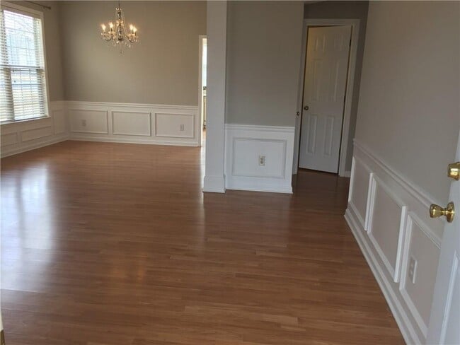 Building Photo - 4412 Shillham Ct