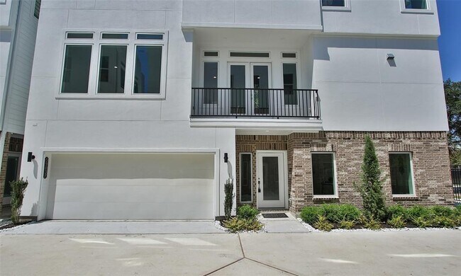 Building Photo - 5903 Val Verde St