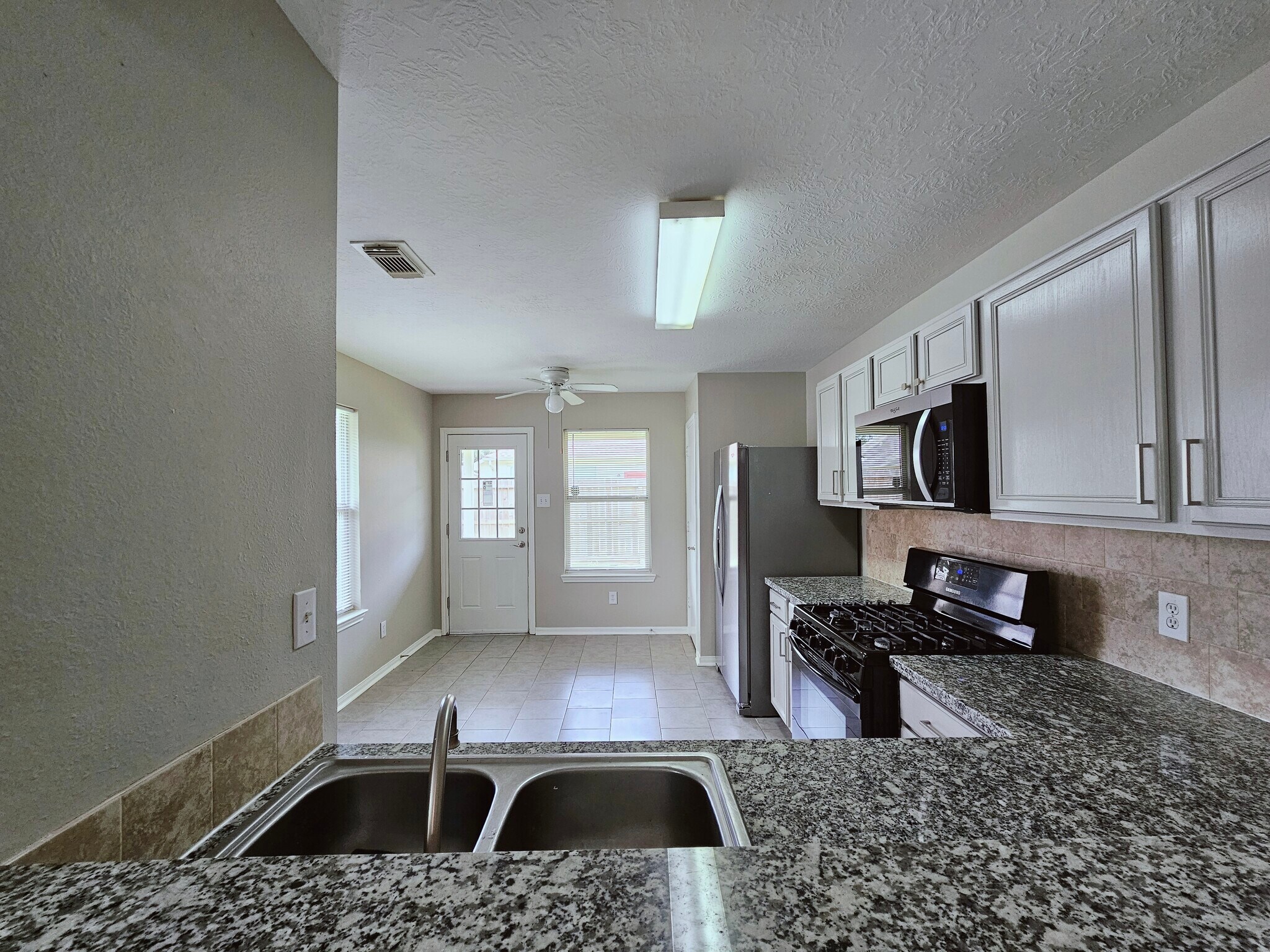 Building Photo - 2506 Teal Run Place Dr