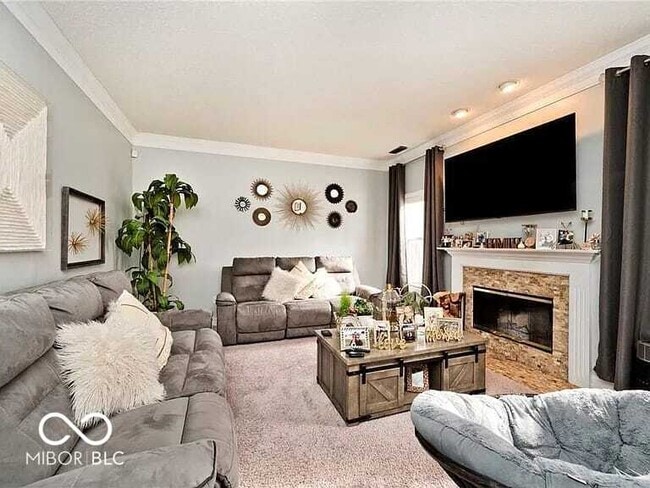 Building Photo - 10267 Blue Sky Dr