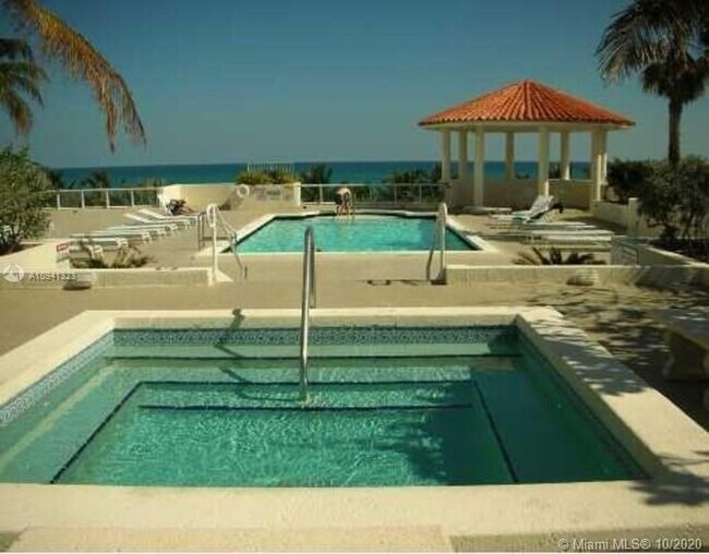 Building Photo - 7330 Ocean Terrace