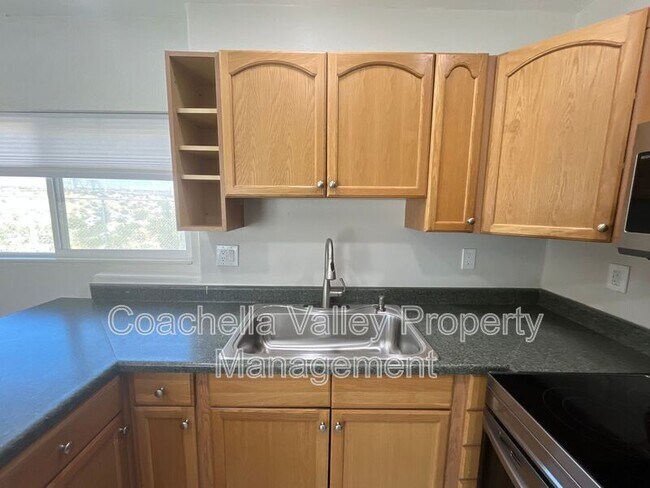 Building Photo - 61850 Sagebrush Rd