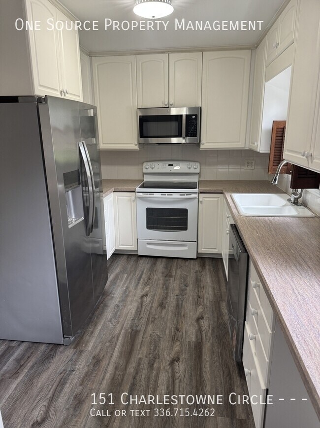 Building Photo - 151 Charlestowne Cir