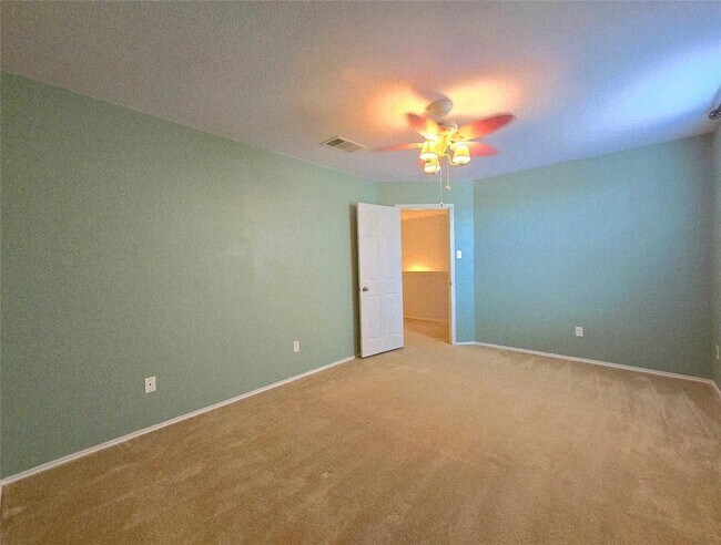 Building Photo - 133 Hillhouse Ln