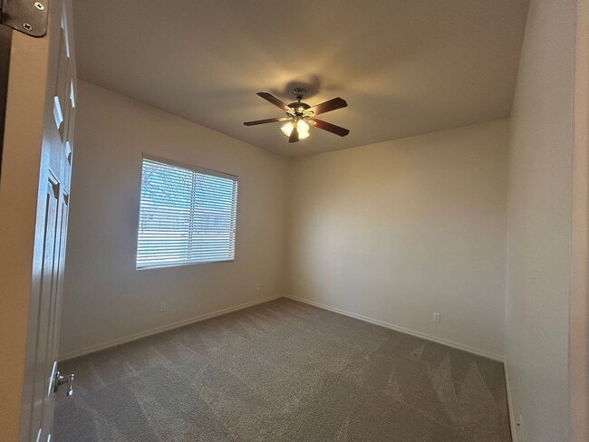 Building Photo - 13798 E Fiery Dawn Dr