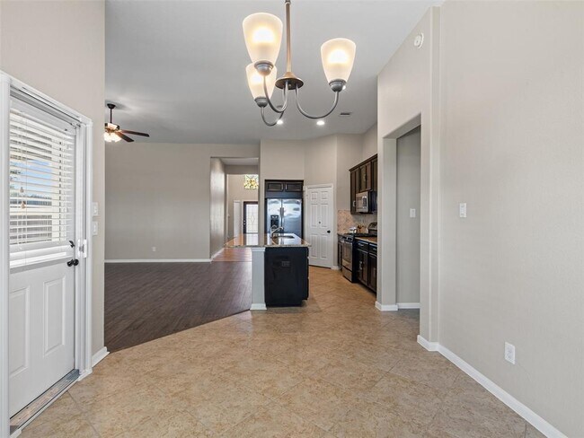 Building Photo - 16906 Wedgeside Pk
