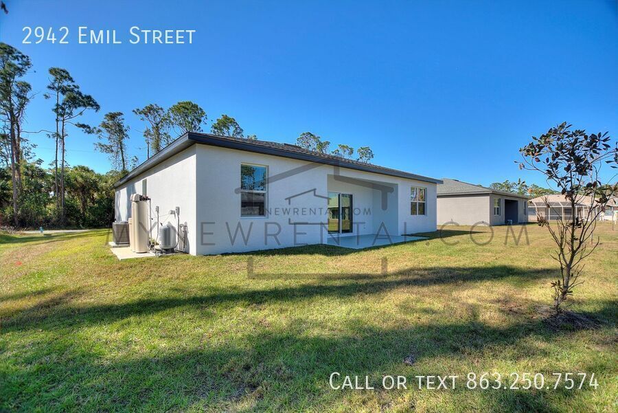 Building Photo - 2942 Emil St