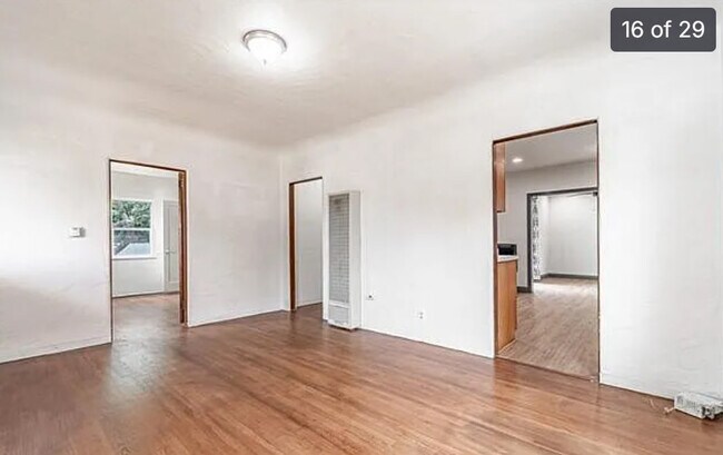 Building Photo - 10526 Downey Norwalk Rd