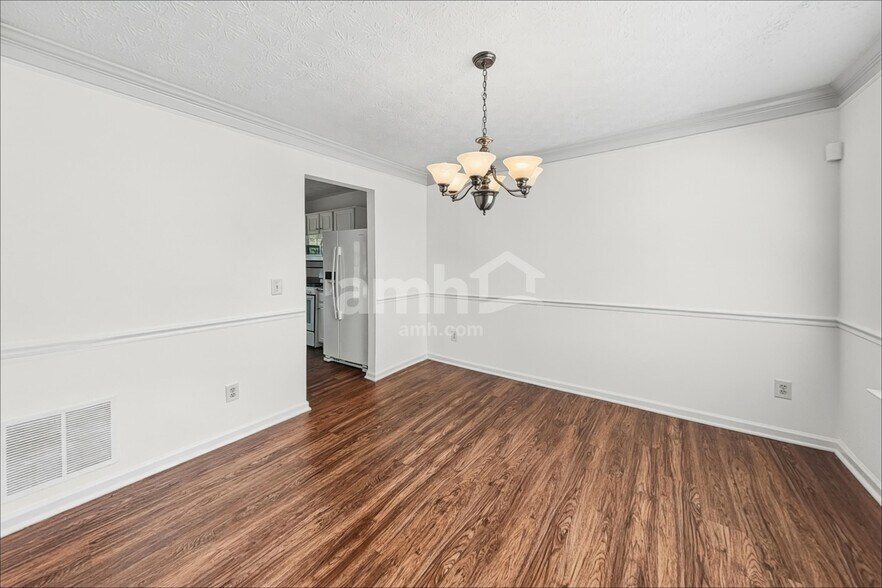 Building Photo - 1394 Ivey Pointe Dr SE