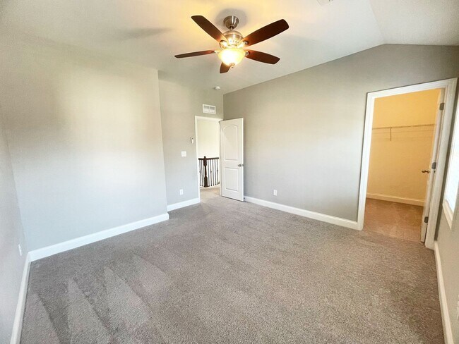 Building Photo - Gorgeous Newer Construction Home!