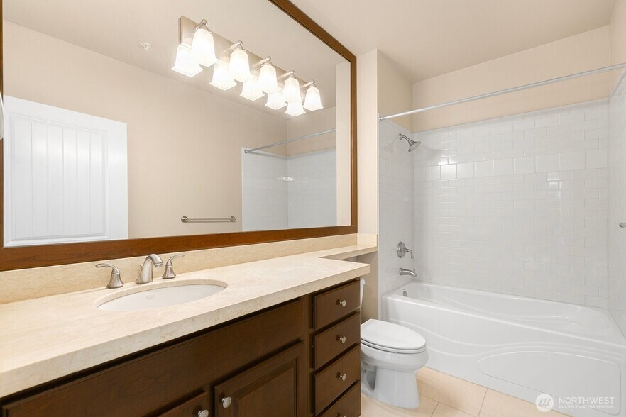 Building Photo - 8850 Redmond Woodinville Rd NE