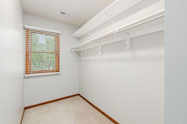 Building Photo - 5841 Elmbridge Ln