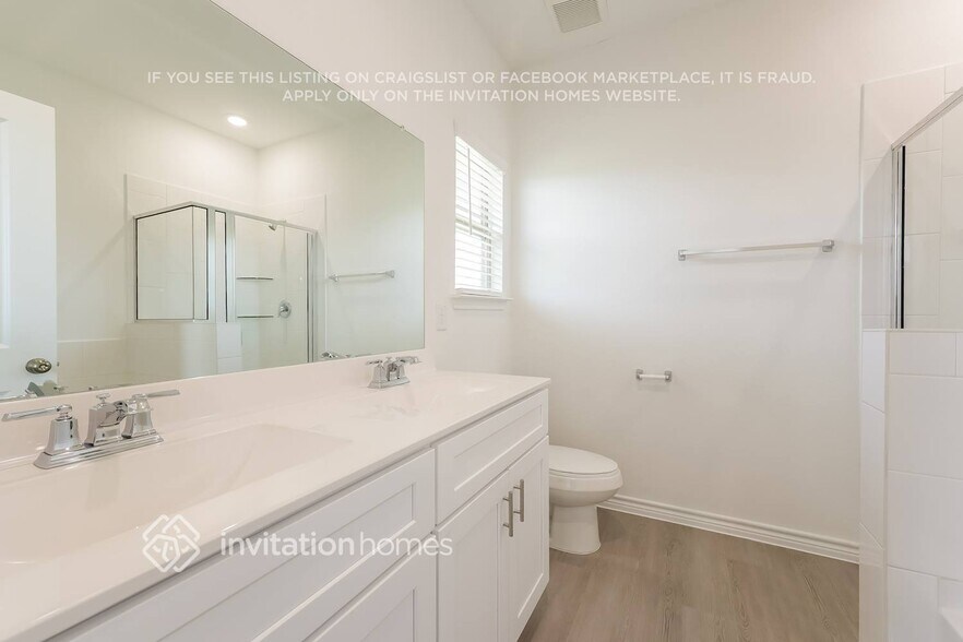 Building Photo - 16326 Vivid Creek Ct
