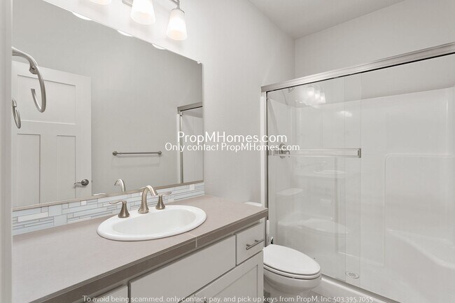 Building Photo - Luxury 5-Bedroom Home in South Cooper Mountain!