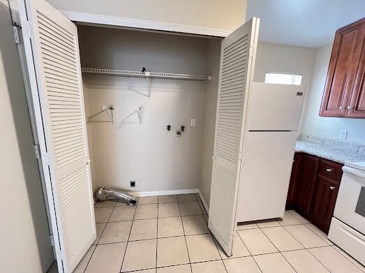 Building Photo - 1016 Arthur Ave