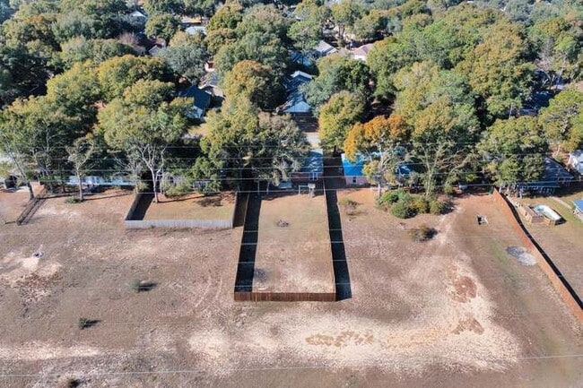 Building Photo - 443 11th Square SW