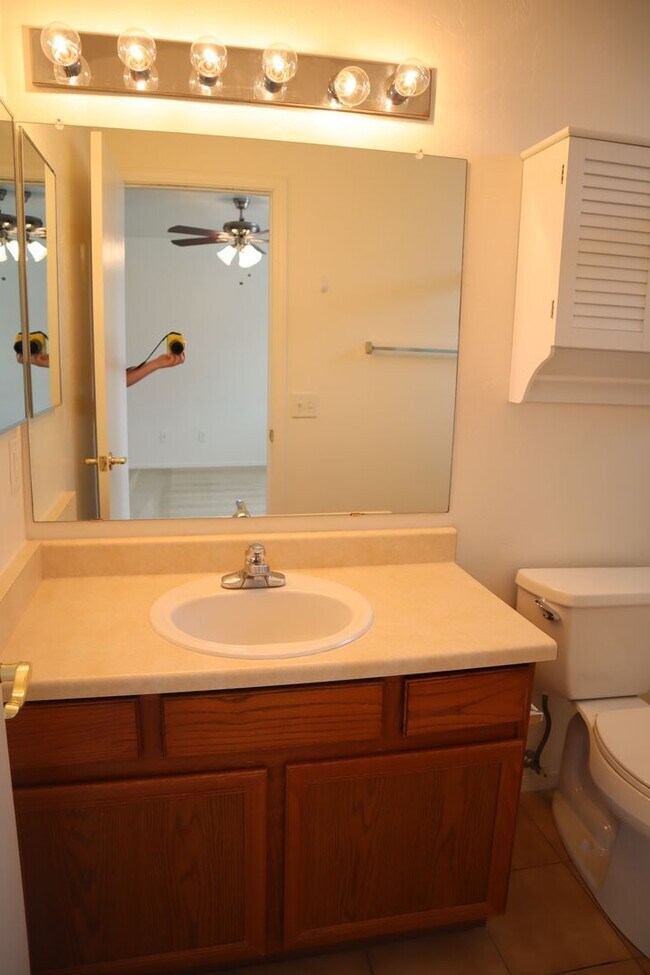 Building Photo - A Home You Have To See To Believe!!!