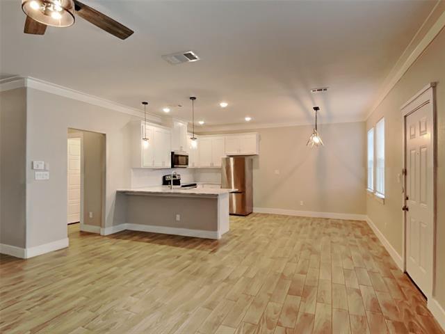 Building Photo - 5517 Van Horn Dr