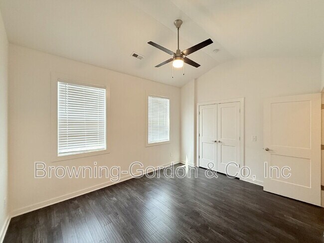 Building Photo - 971 Ashland Pl Dr