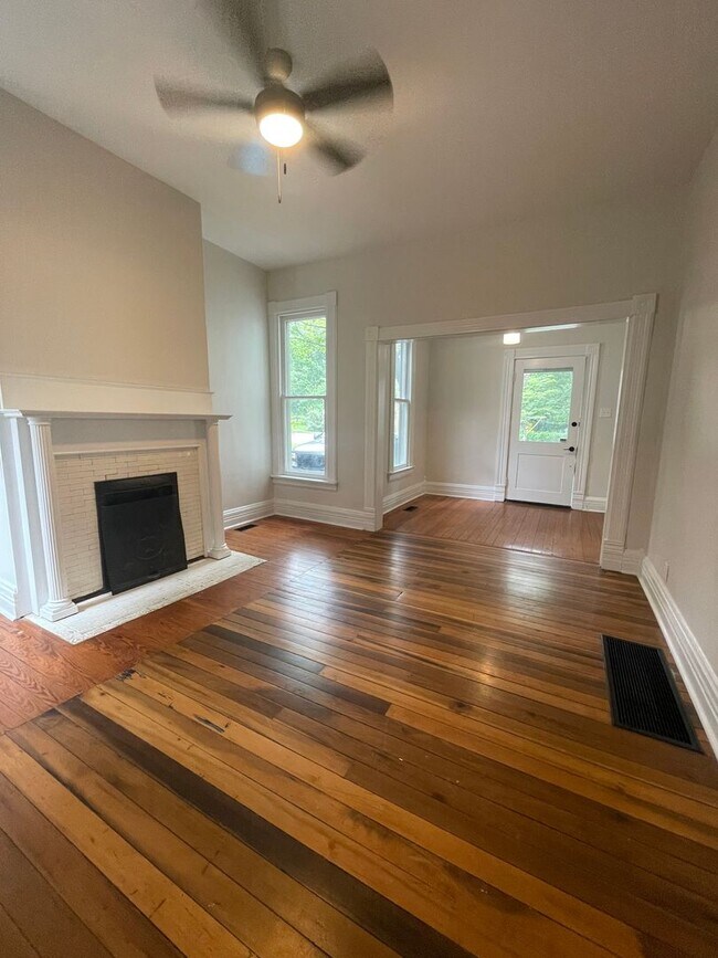 Building Photo - 2 Story Home- Ready For You!