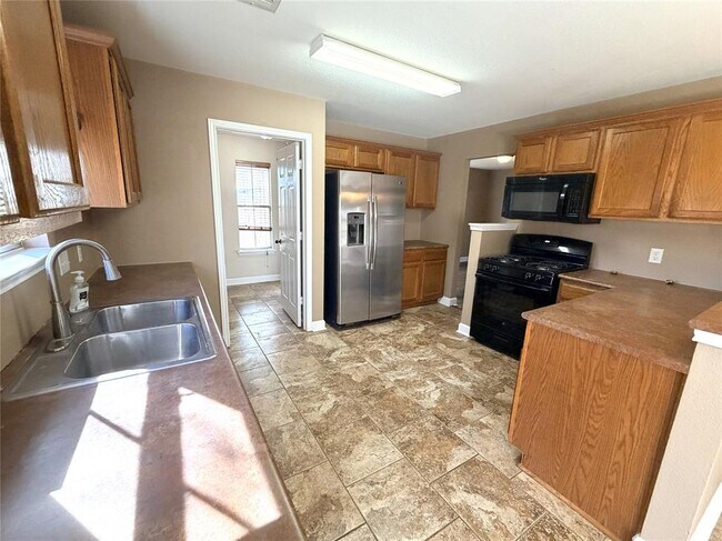 Building Photo - 14333 Teacup Ln