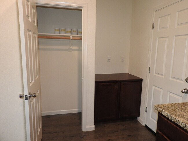 Building Photo - Beautiful Patio Home