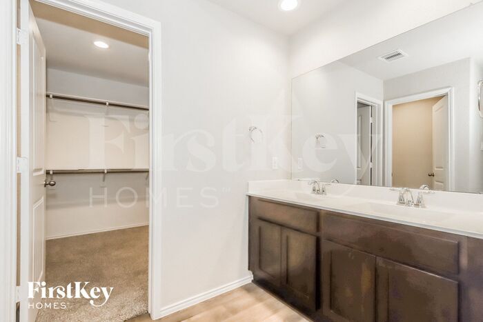 Building Photo - 1707 Brownwood Ridge Ct