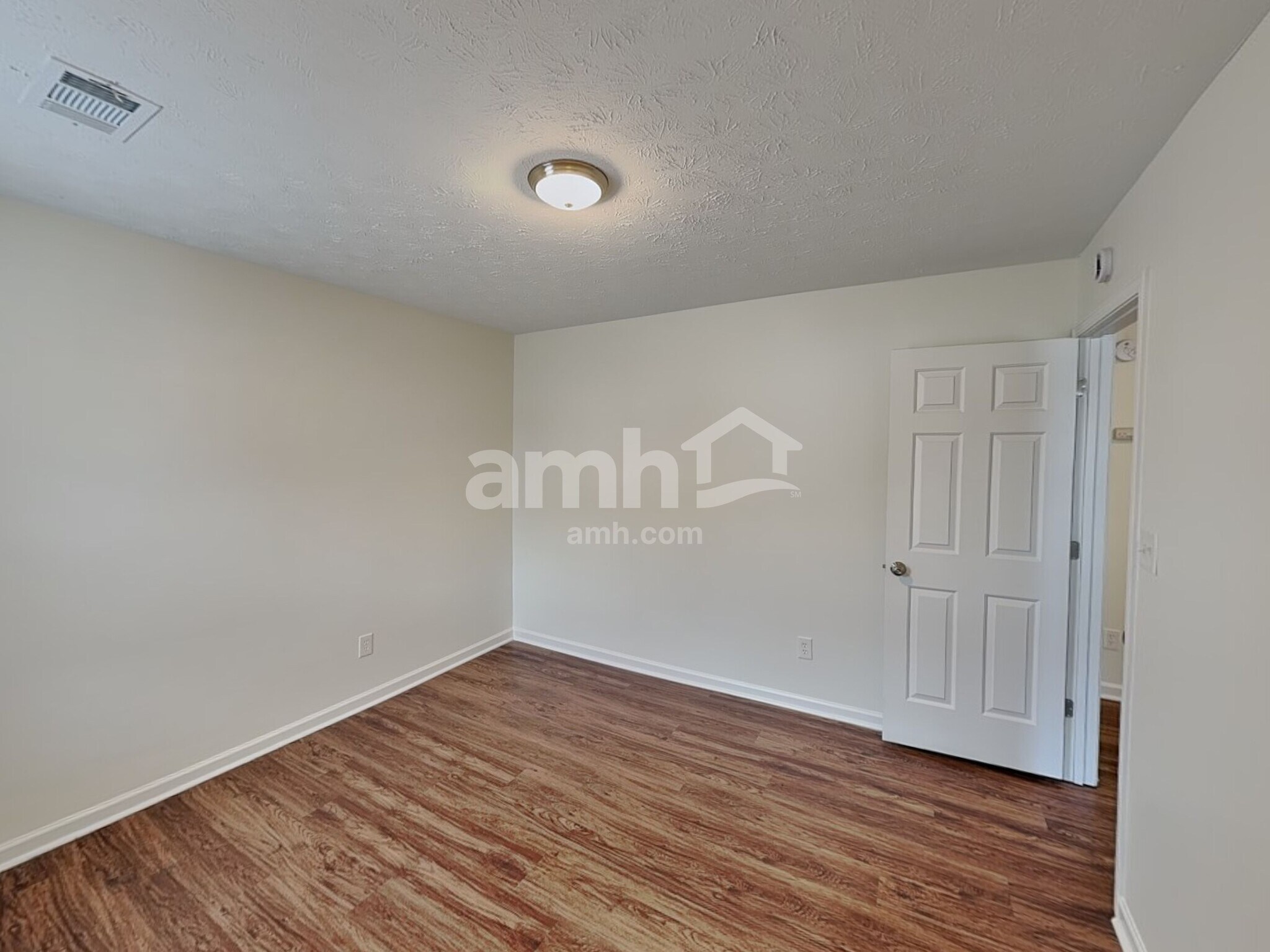 Building Photo - 1755 Heatherton Rd