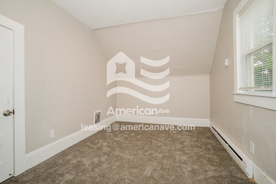 Building Photo - 3807 Woburn Ave