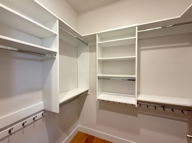 Building Photo - 3131 N Central Ave