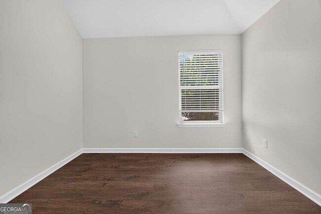 Building Photo - 2210 Apple Orchard Way